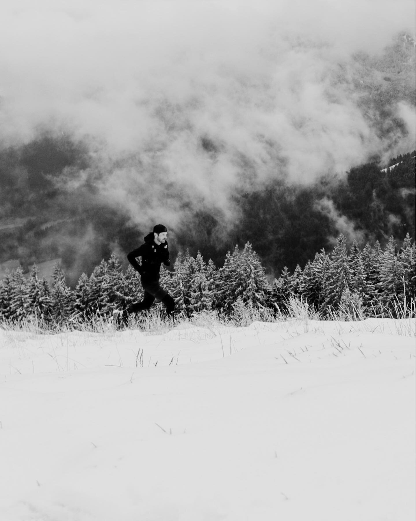 Climb a hill. Whatever the reason. 

It&rsquo;s @suunto World Vertical Week. Wir wissen noch nicht wo wir unsere H&ouml;henmeter die Woche her bekommen, aber irgendwas wird sich schon noch ausgehen. 

#trailrunning #verticalweek #bowcollective