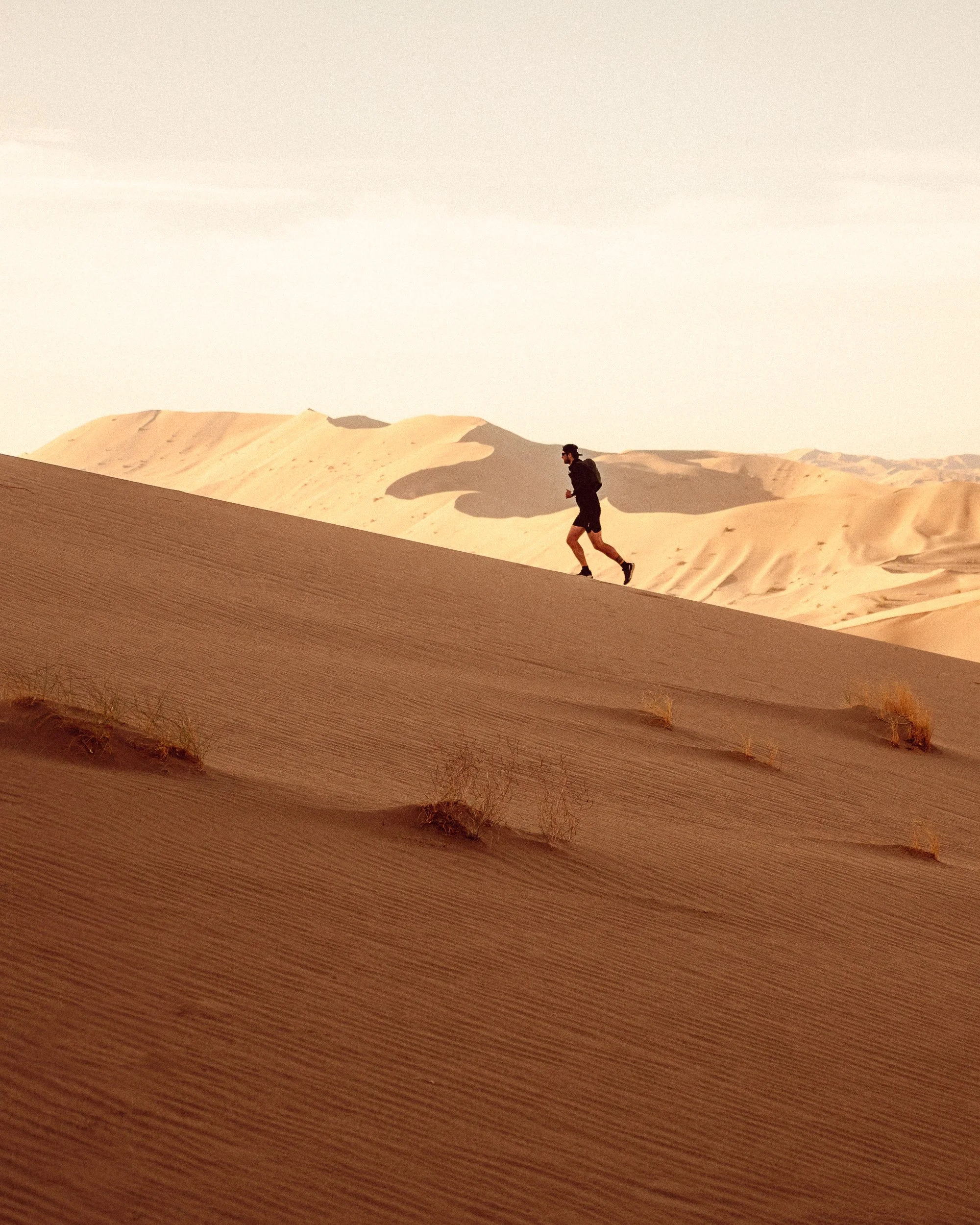 Gobi Dessert Running_(C)danielekppler_bow-1168905.JPG