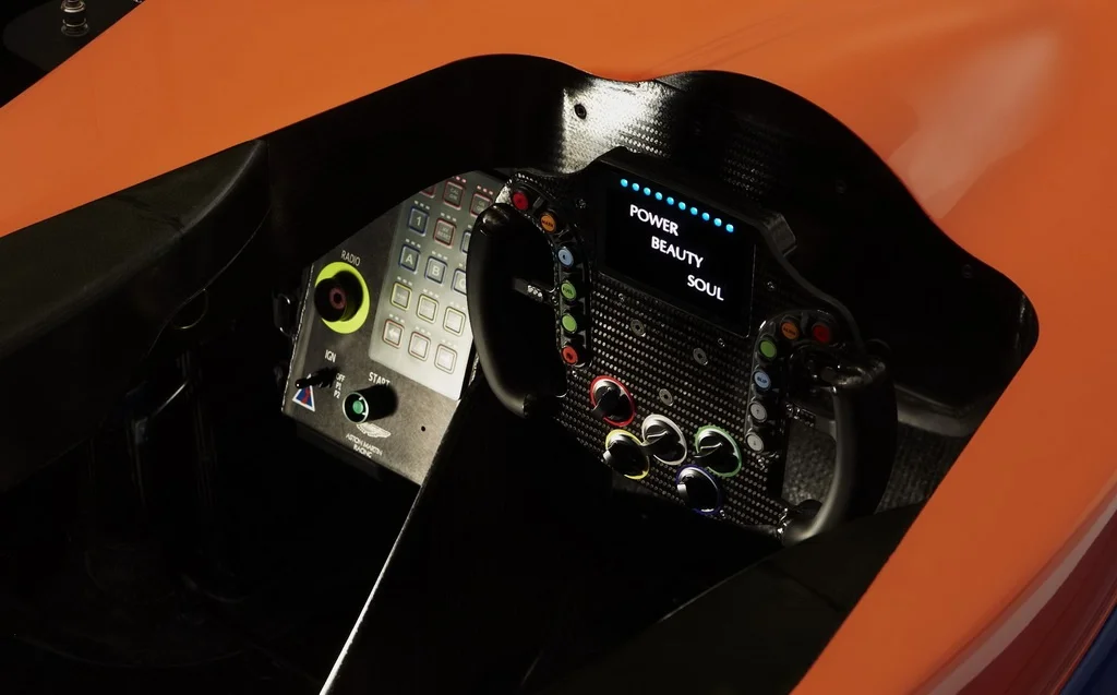 Aston-Martin-AMR-ONE-LMP1-1118525588.jpg