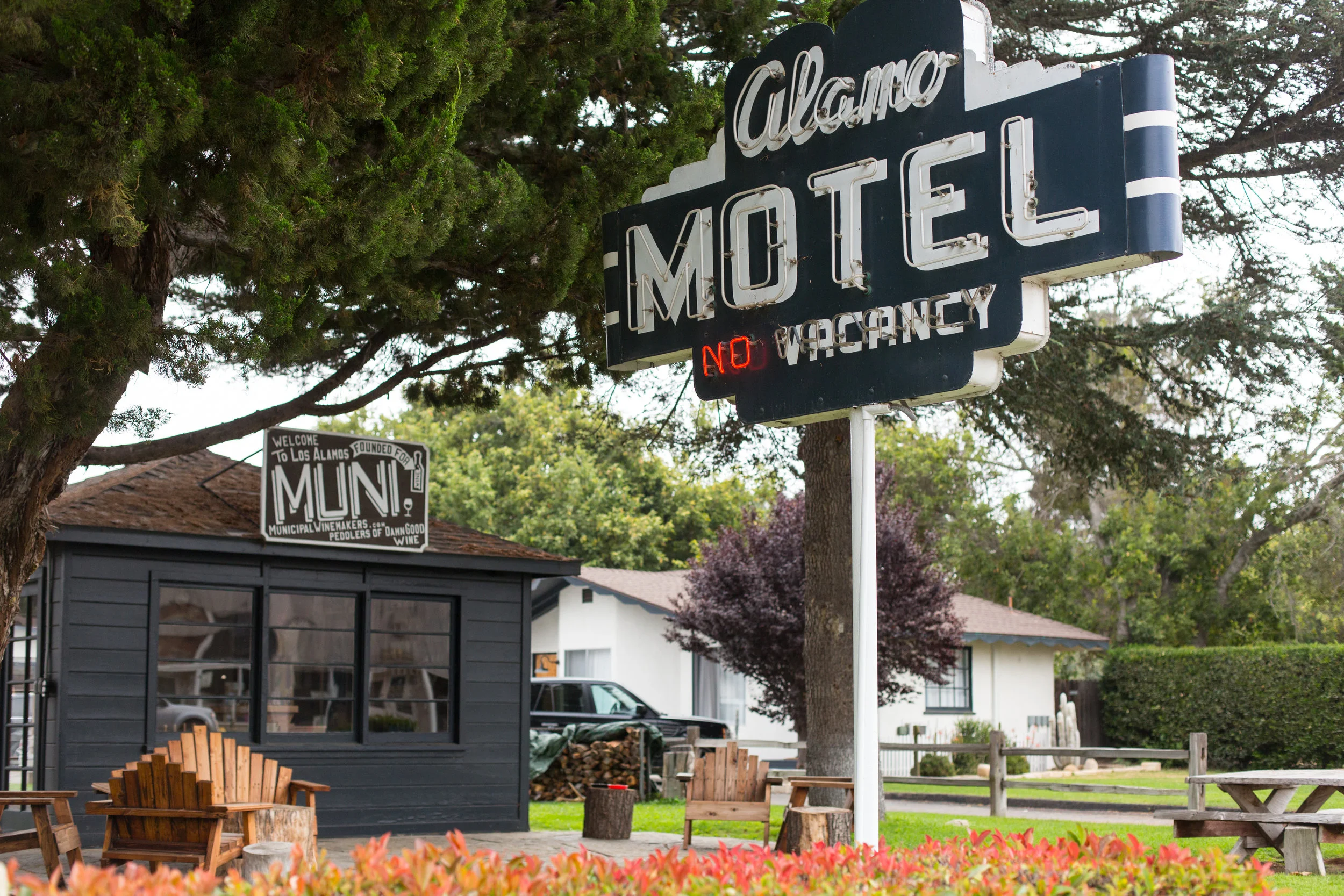 Muni & Alamo Motel (32 of 46).jpg