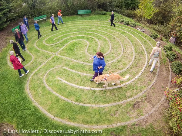 Essay on the labyrinth the form of architecture manifestation picture