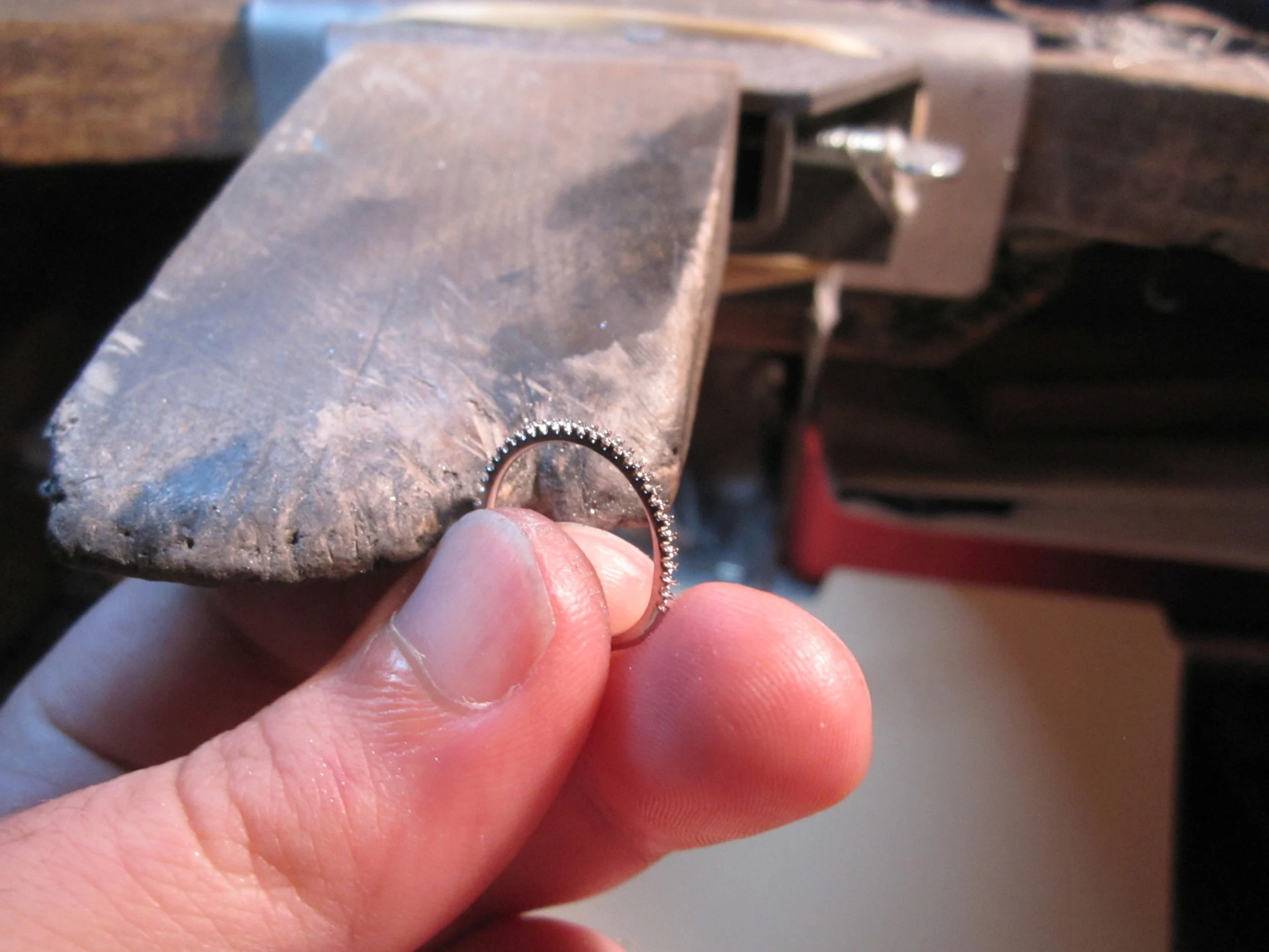 pre-cutting & pre-polishing, side view