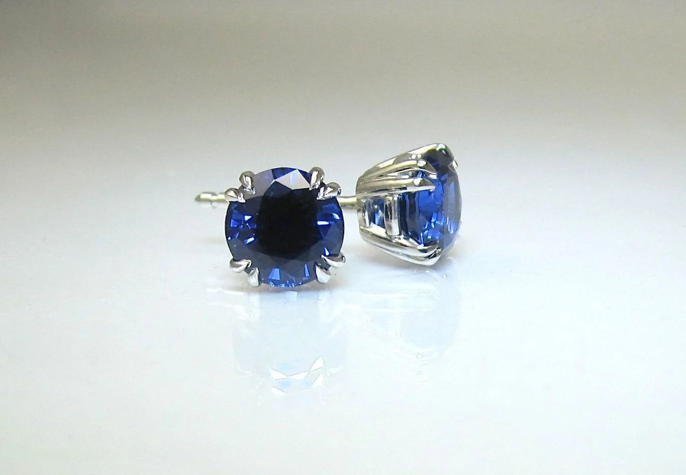 Jones_Earrings_Complete2.jpg