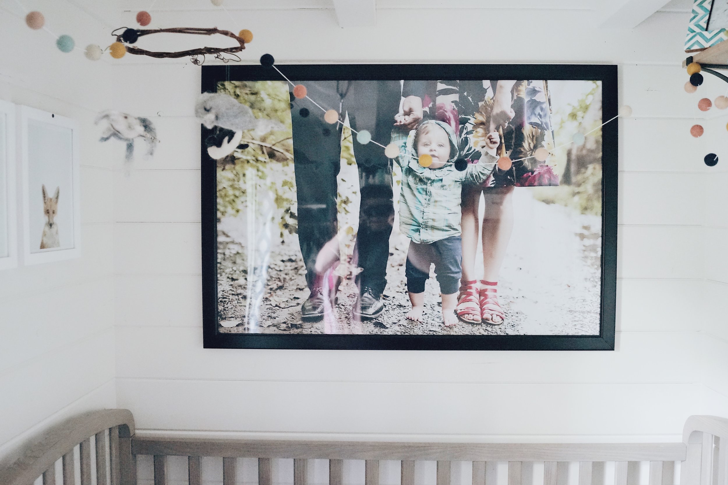 (The sweet family photo on the wall was done by the amazing Miss Freddy.)