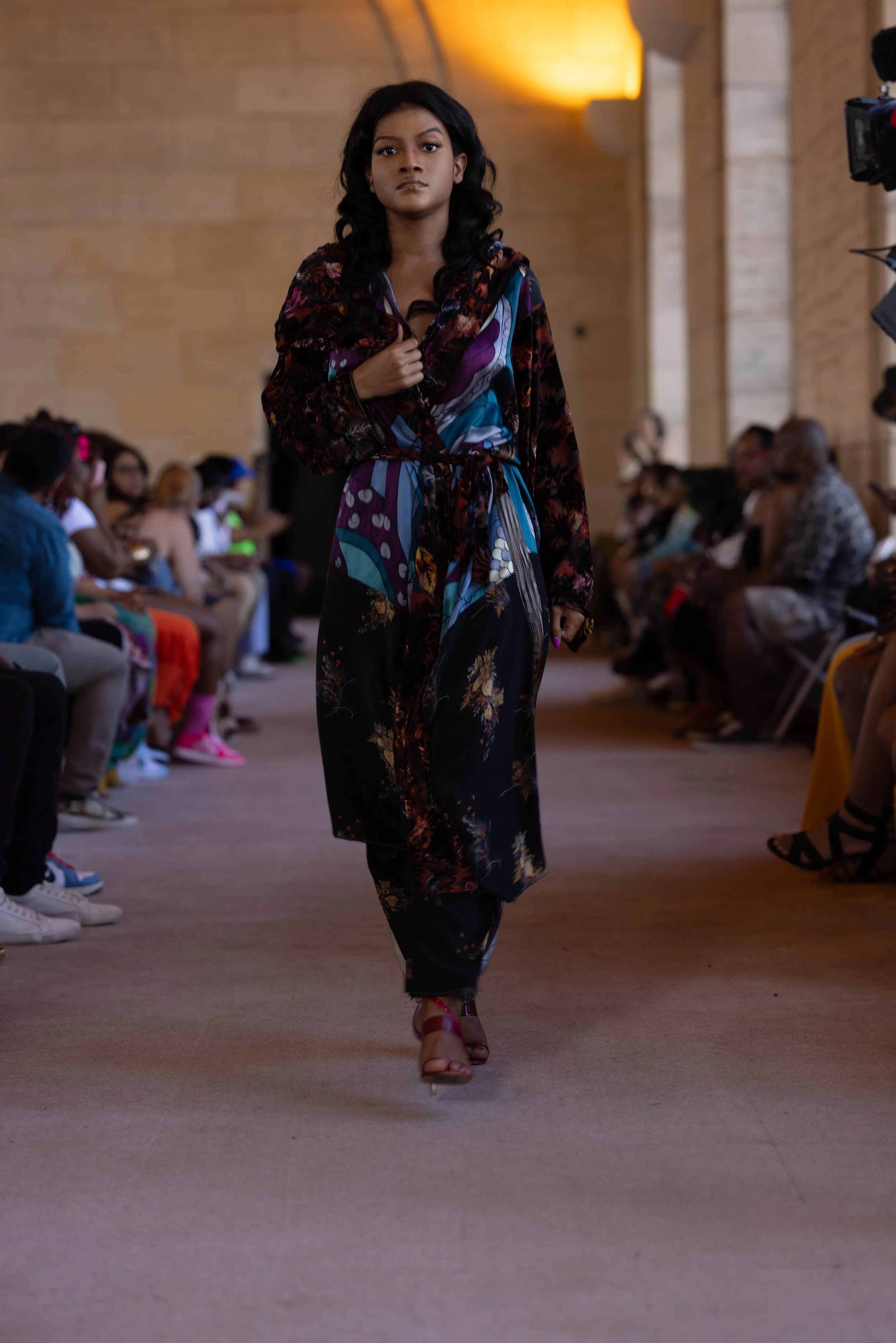 Pathos Gallery 319.jpg