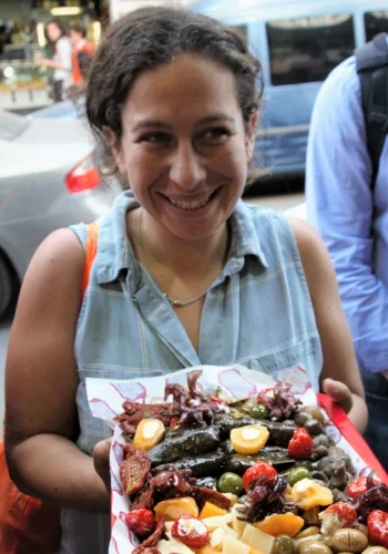 Ilana with Yom Tov Tray for site.jpg