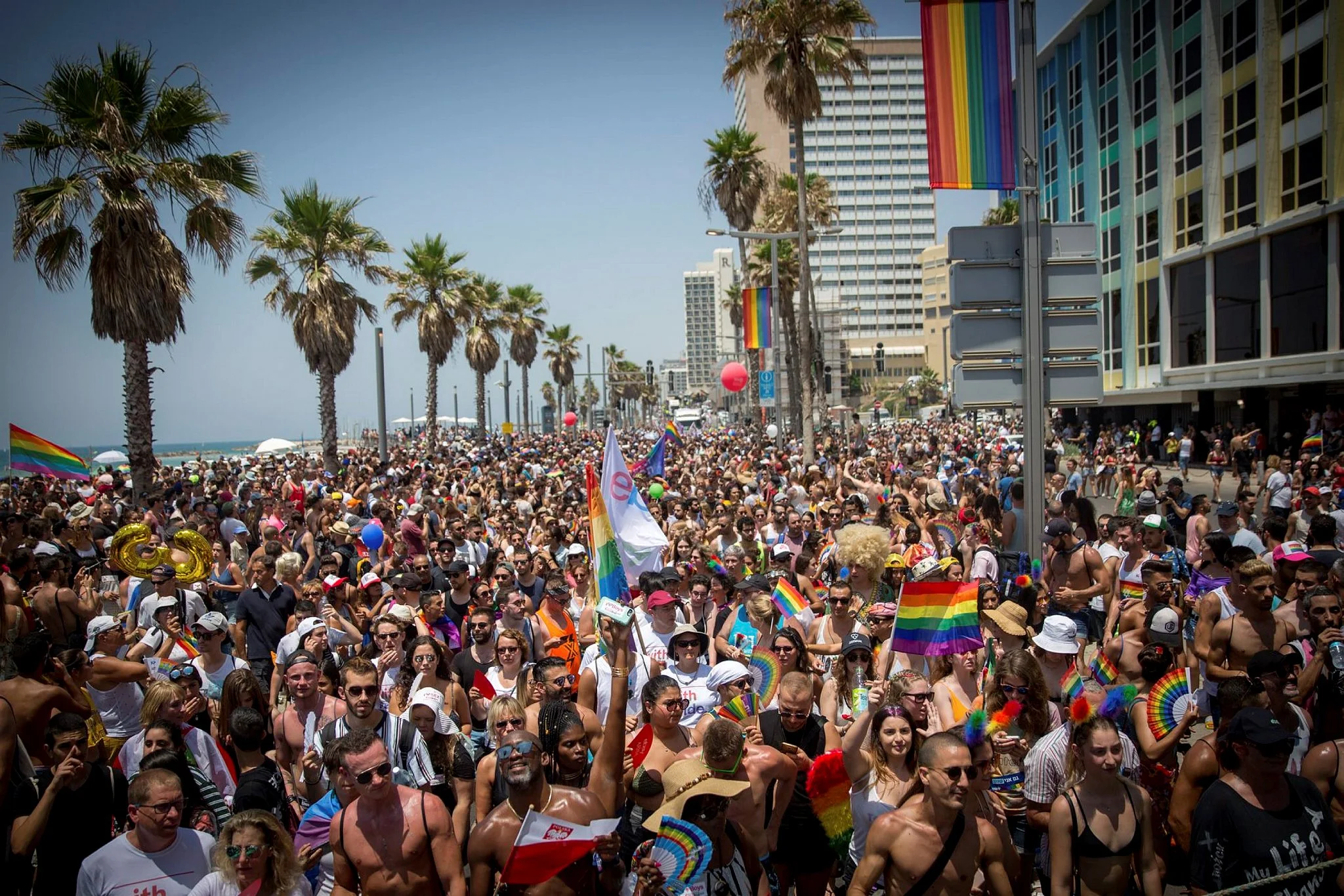 Люди тель авива. Тель авив люди. Население тель авива. Люди на улицах тель авива. Флорентин тель авив.