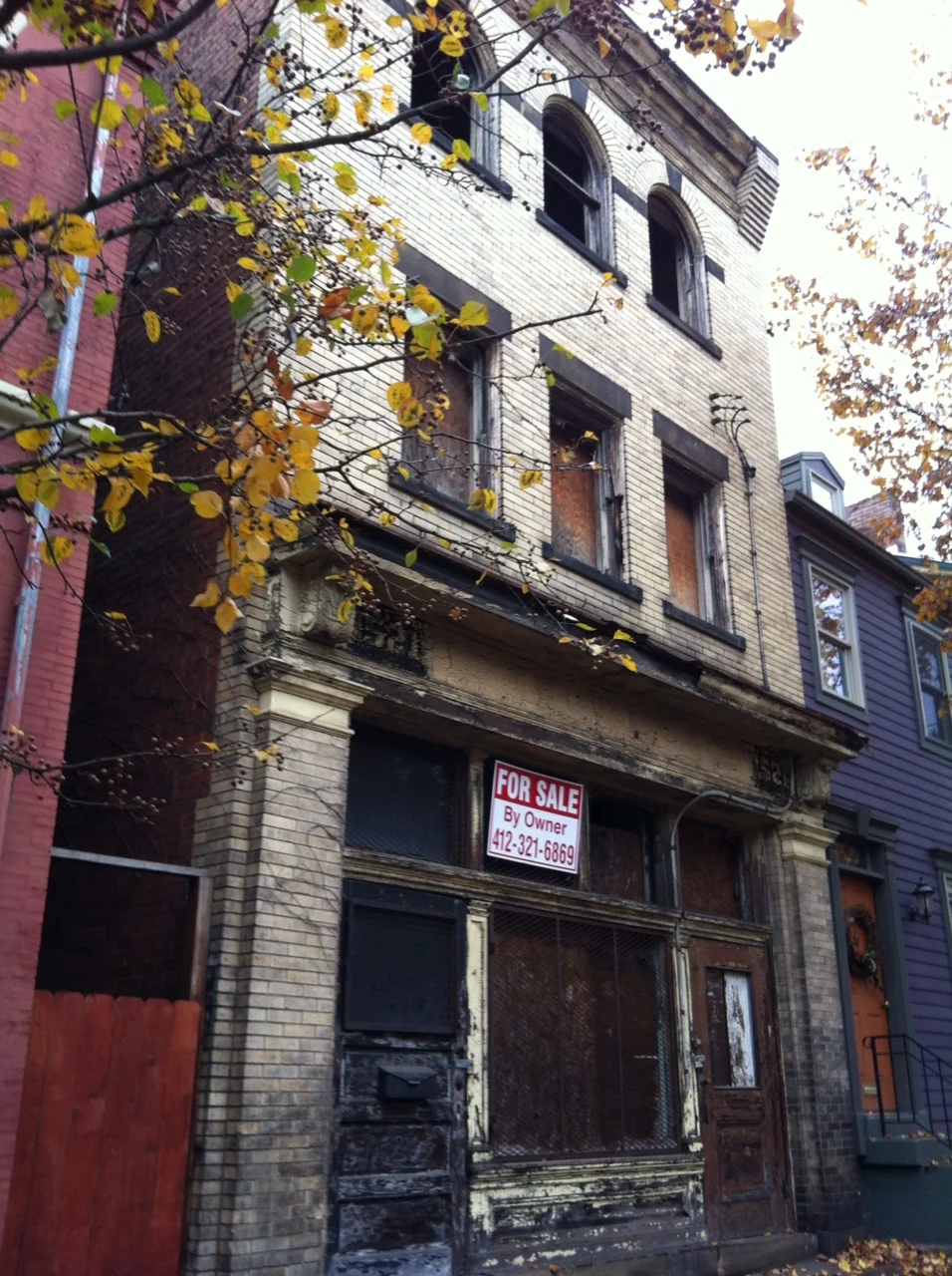 1521 Existing facade.JPG