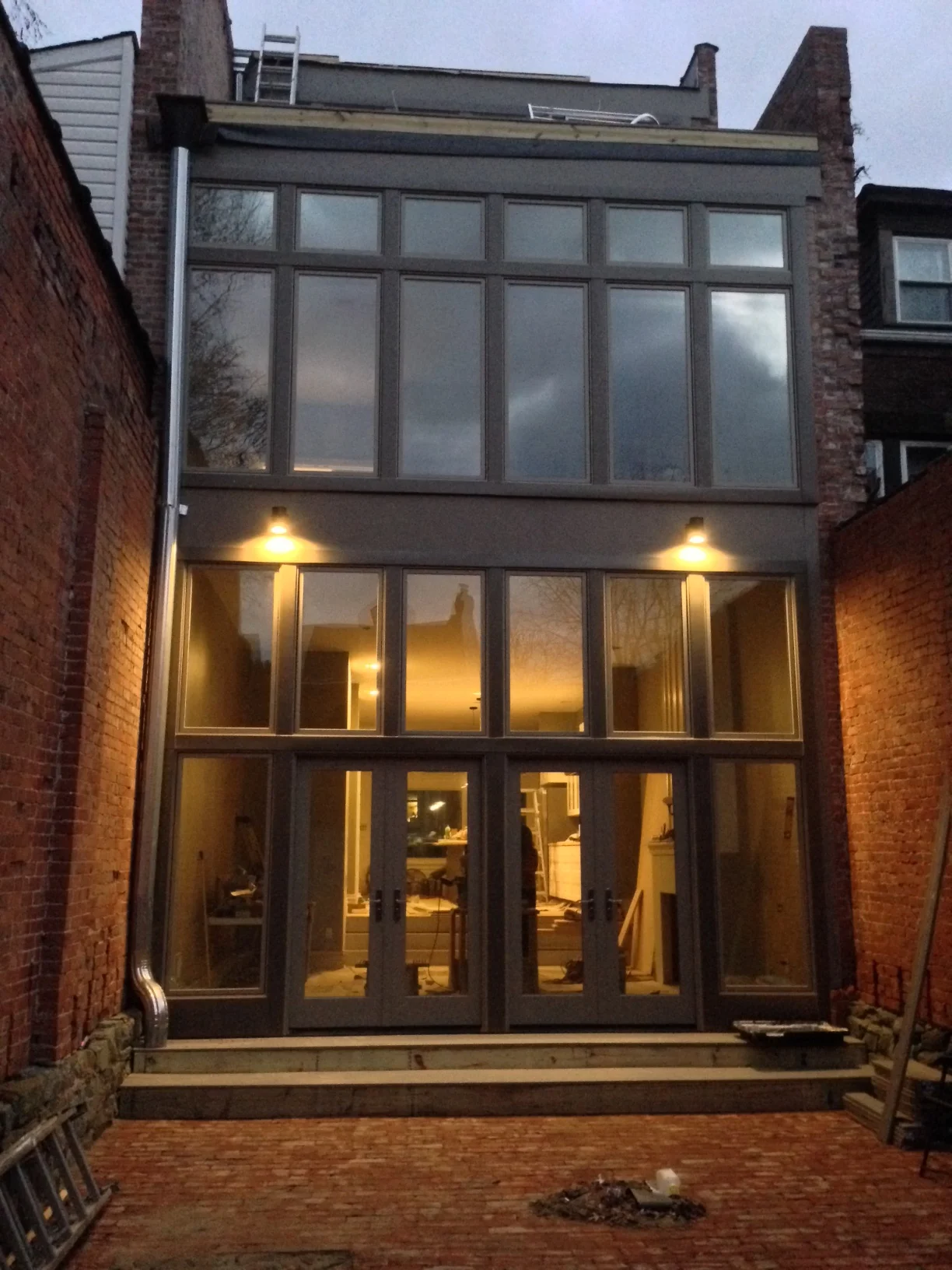 1521 Courtyard Lights.JPG