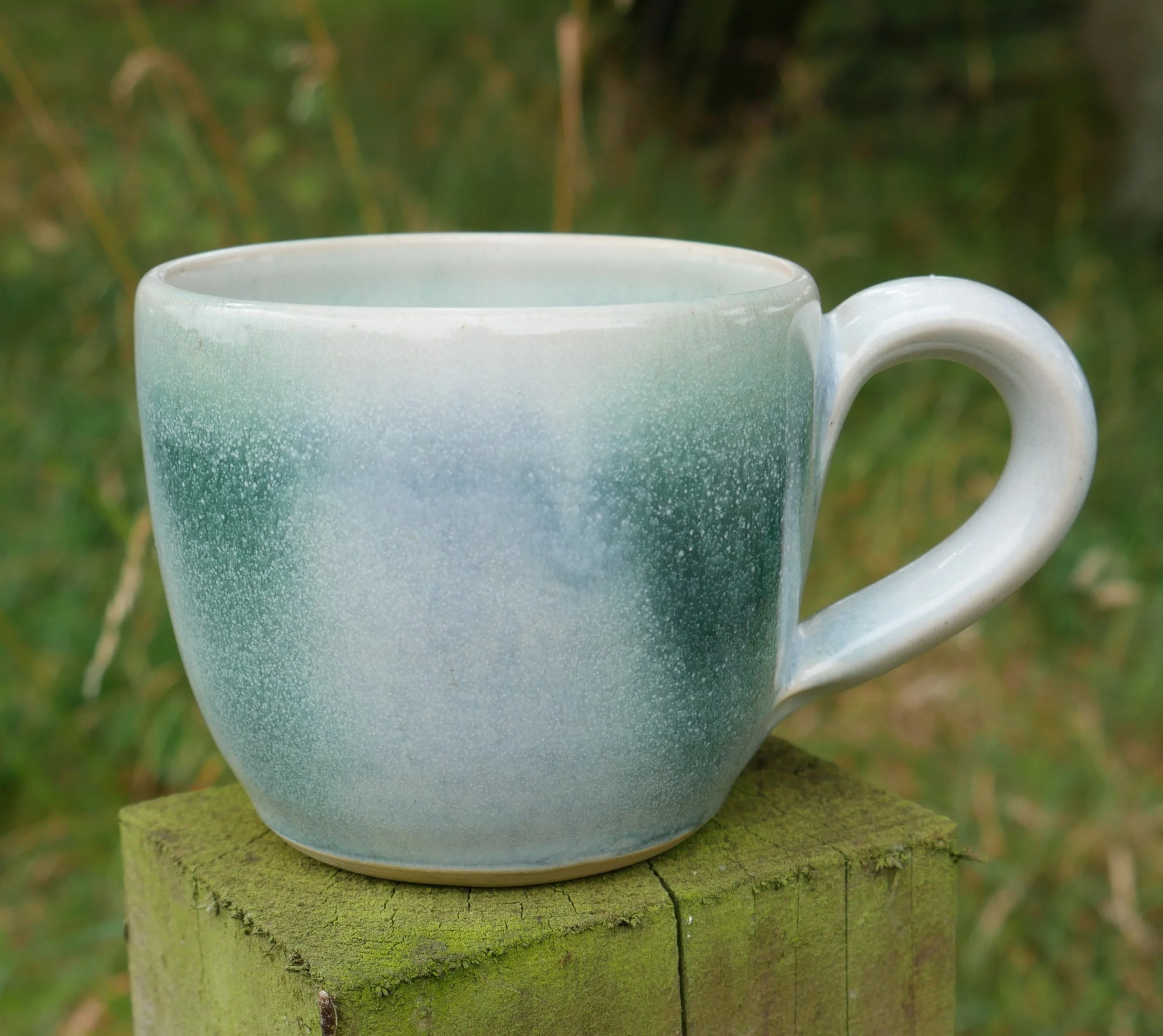  Sprayed green over white  7cms tall, 8 cms wide  £18.00 