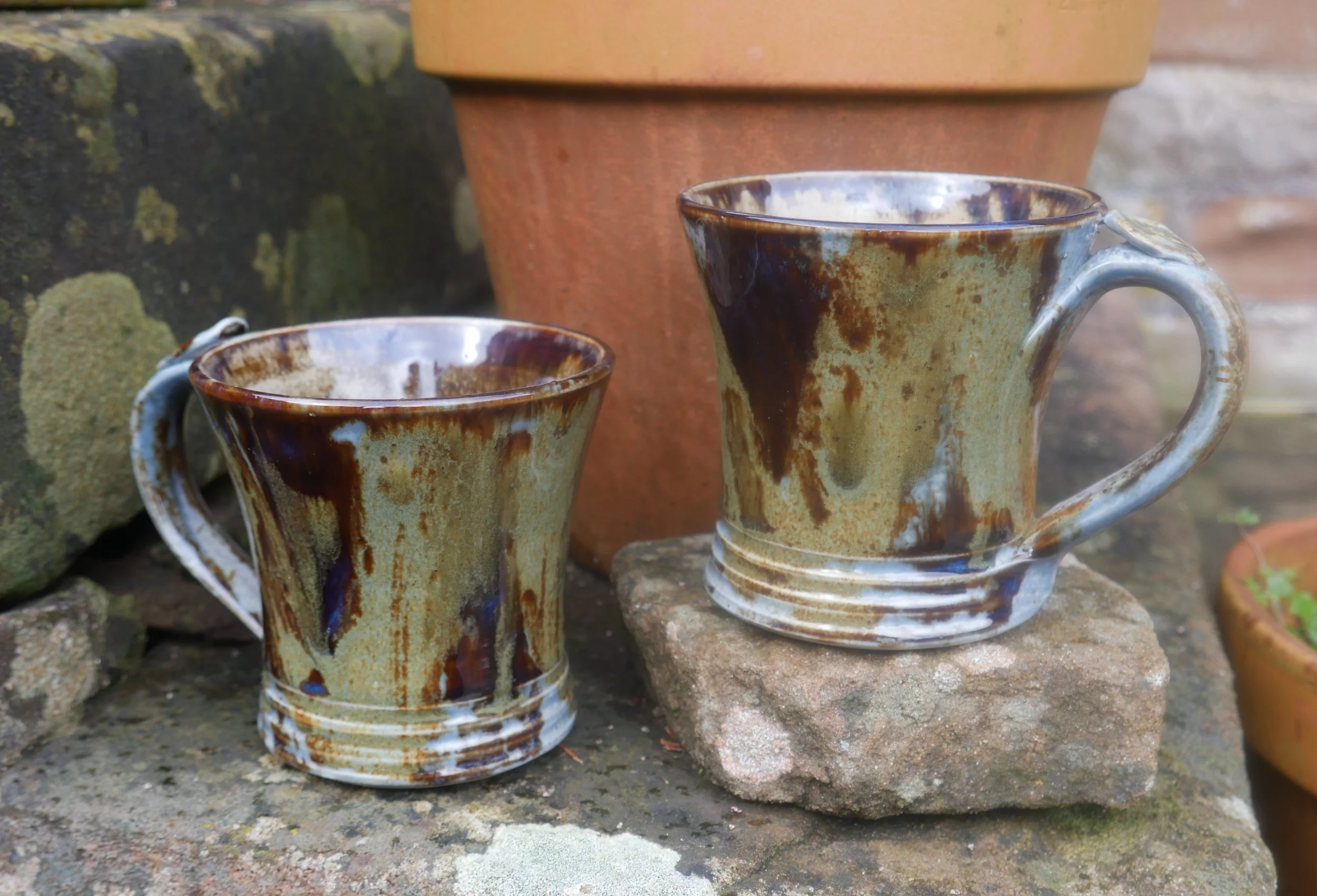 Green/brown, multiple glazes 9 x 9 cms. £20.00