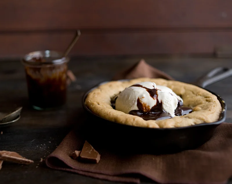 skilletcookie1.jpg