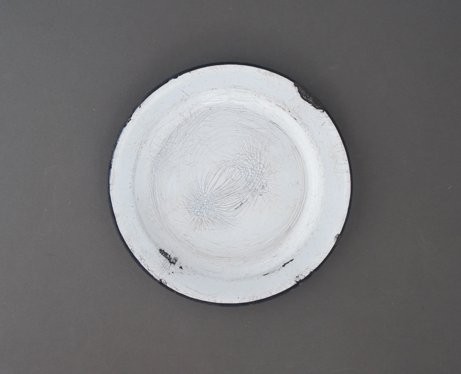 FoodPhotographyProps_NicoleMcQuade_enamelplate.jpg