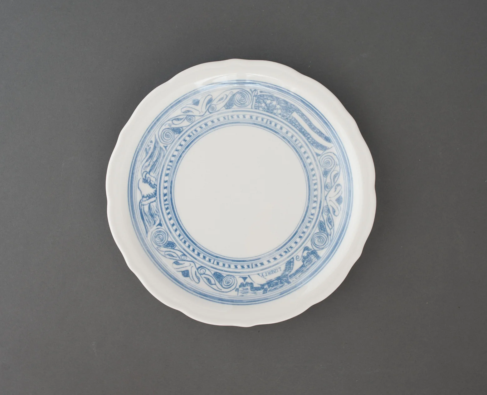 FoodPhotographyProps_NicoleMcQuade_vintageblueplate.jpg
