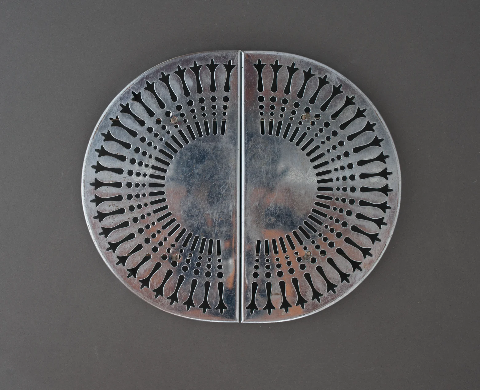 FoodPhotographyProps_NicoleMcQuade_vintagetray3.jpg