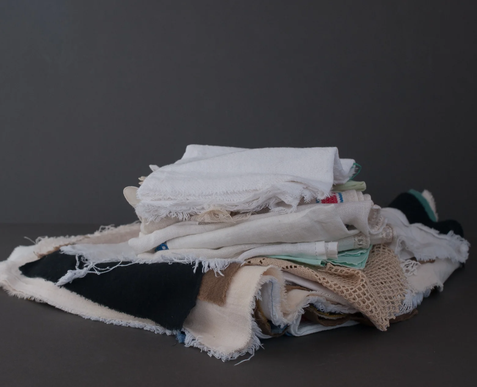 FoodPhotographyProps_NicoleMcQuade_linens.jpg
