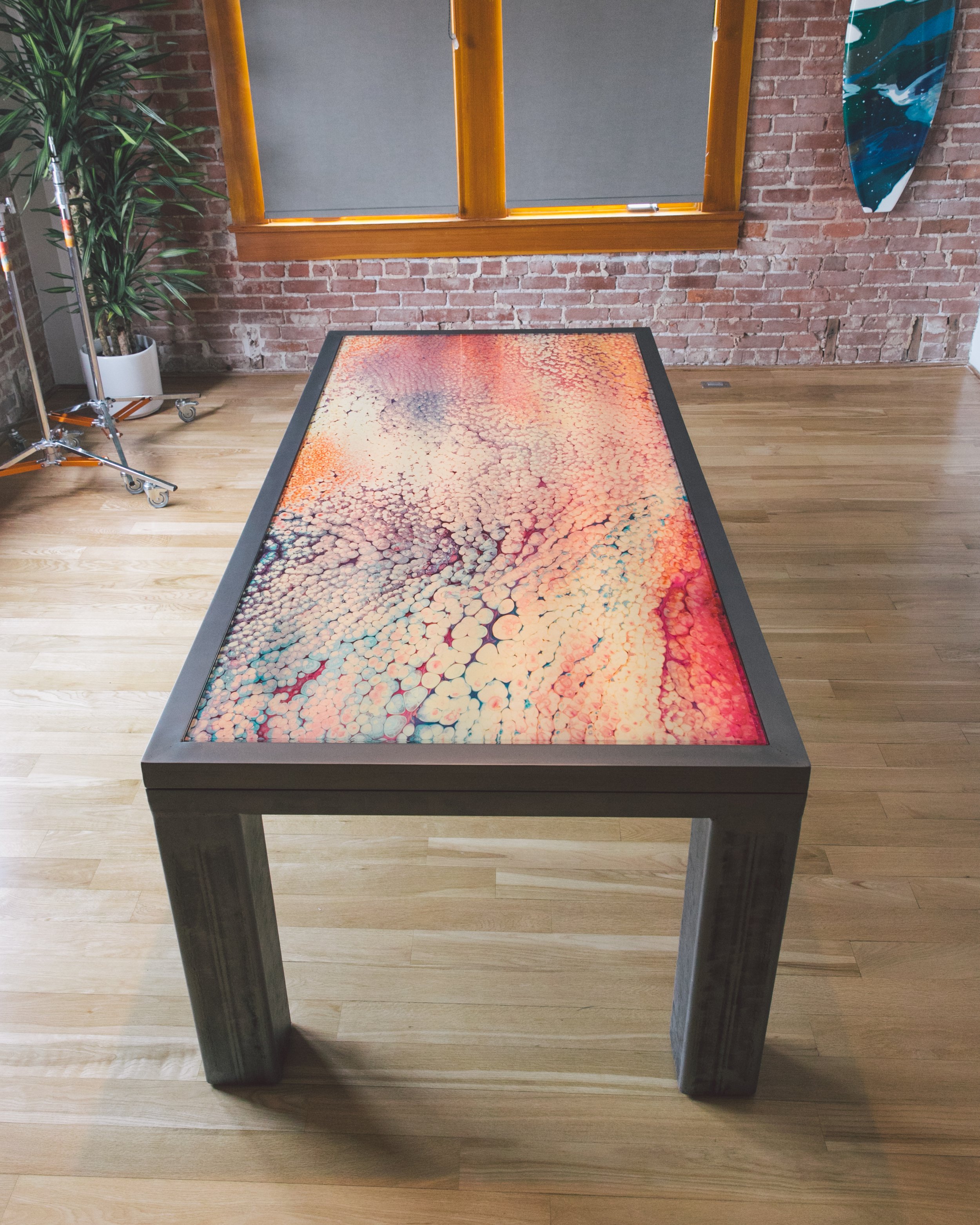 CUSTOM TABLE  GLASS / STEEL / LED 