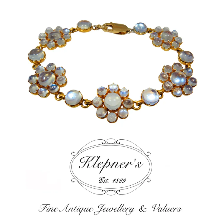 Vintage 18ct yellow gold moonstone daisy link bracelet — Klepner's