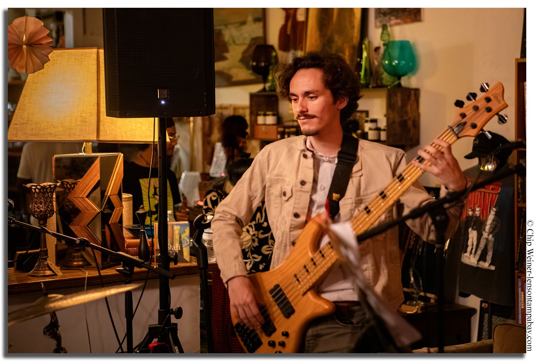 Noel Reyes played both stand-up and electric bass at the show