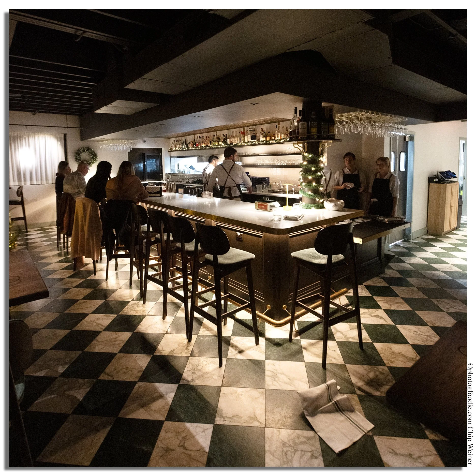 French restaurant Bar Terroir 10 seat bar