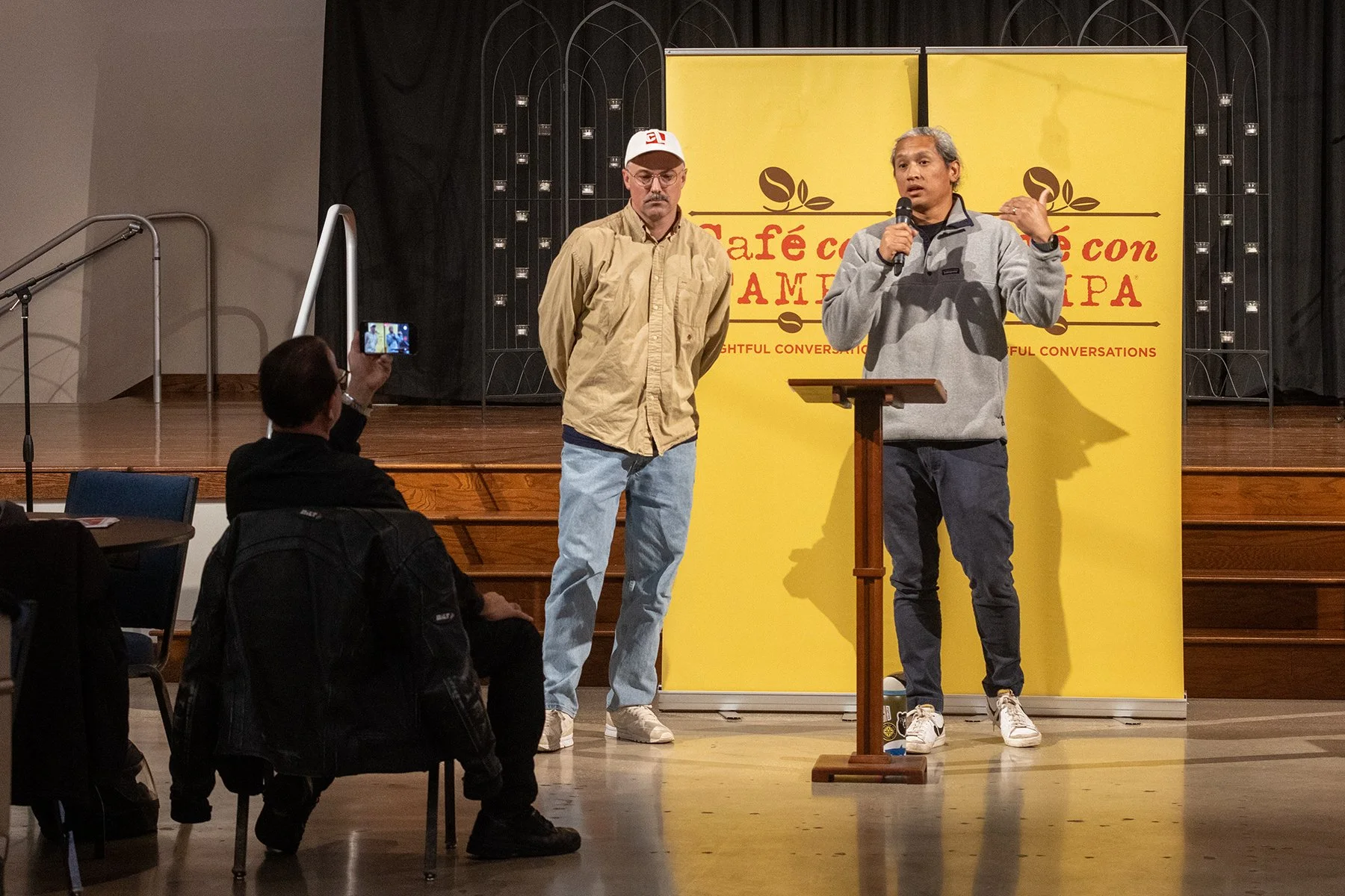 Ray Roa, editor-in-chief, and Colin Wolf, Digital Editor at Creative Loafing Tampa, speak to the group Café Con Tampa speak to the group Café Con Tampa about their belief that news should not be locked behind a paywall