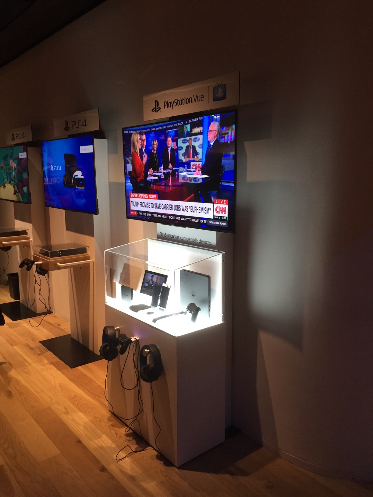 Sony Square display units