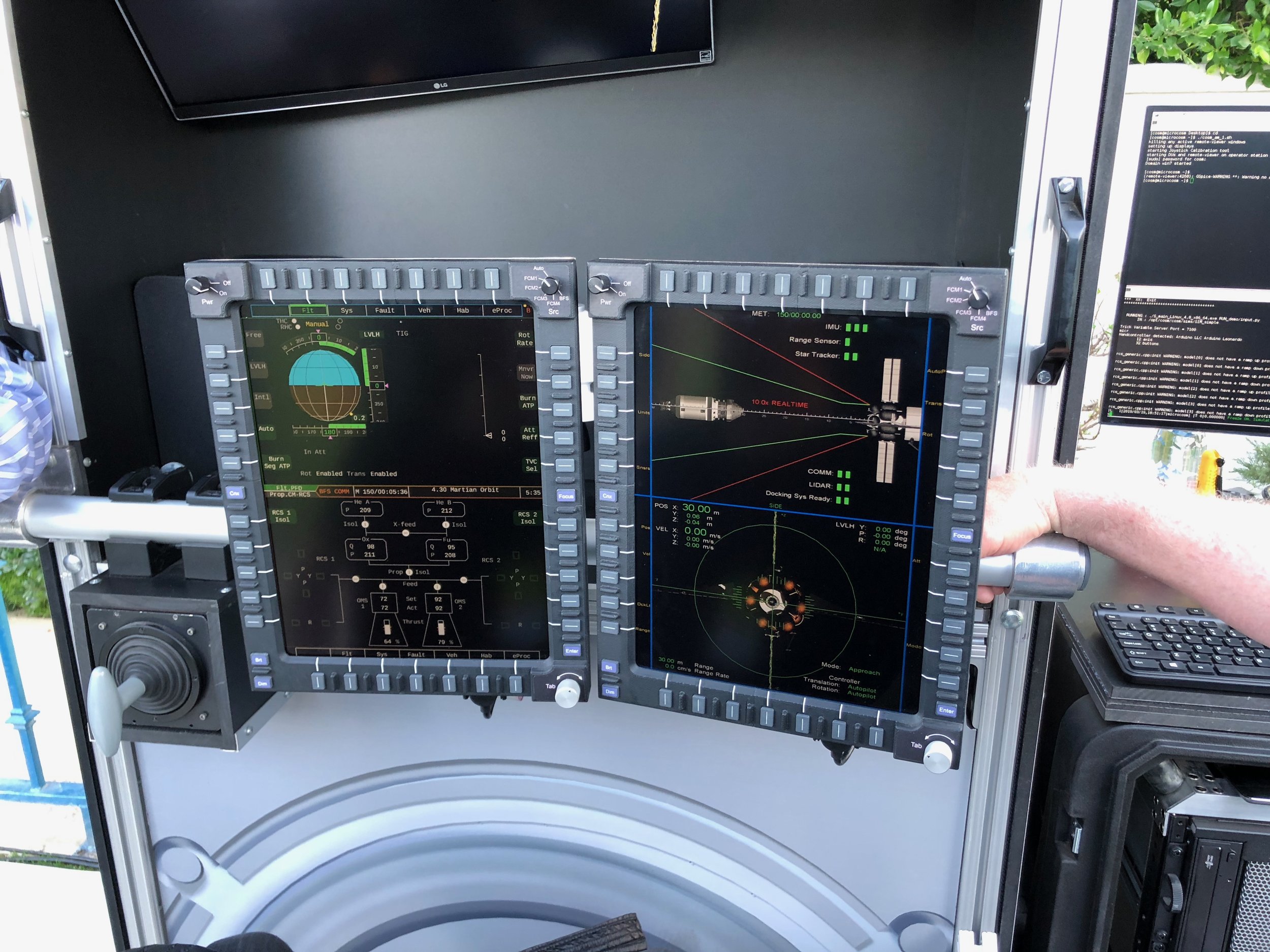  Origin docking simulator - courtesy of Lockheed Martin 