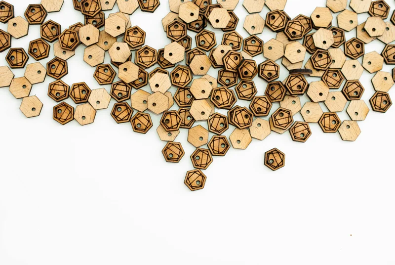 pampille en bois surmesure