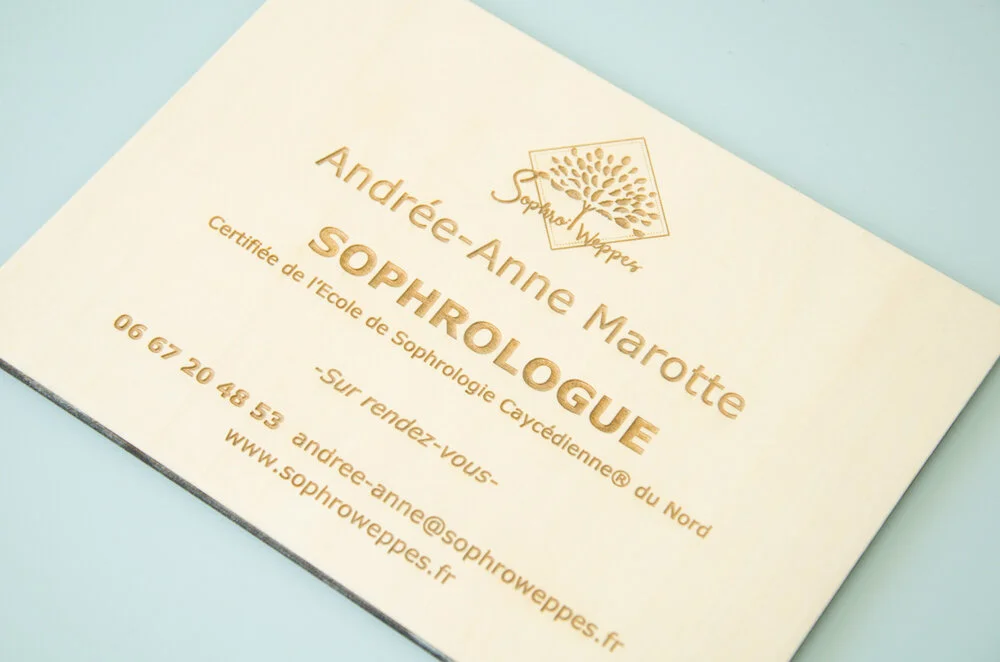 Plaque professionnelle en bois