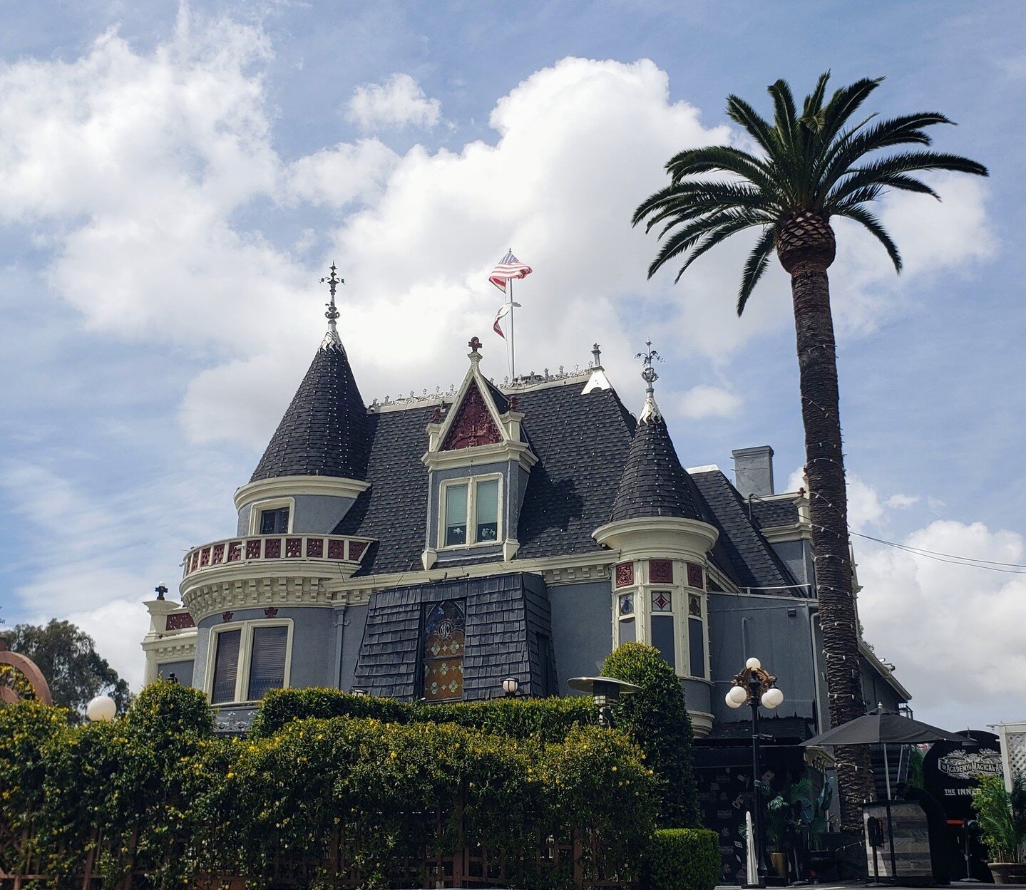 If you have ever been to the Magic Castle in Hollywood, you might notice how clean the windows are :)