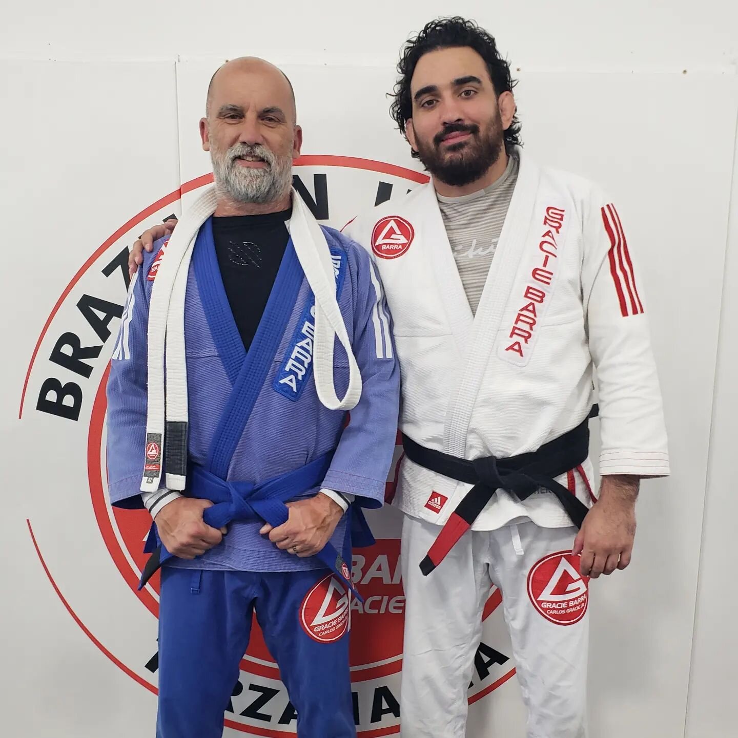 It's been a great year and a half with my professor @edwinnajmi and now I really need to work harder 
Let's roll !!!
#newbluebelt #impostersyndrome