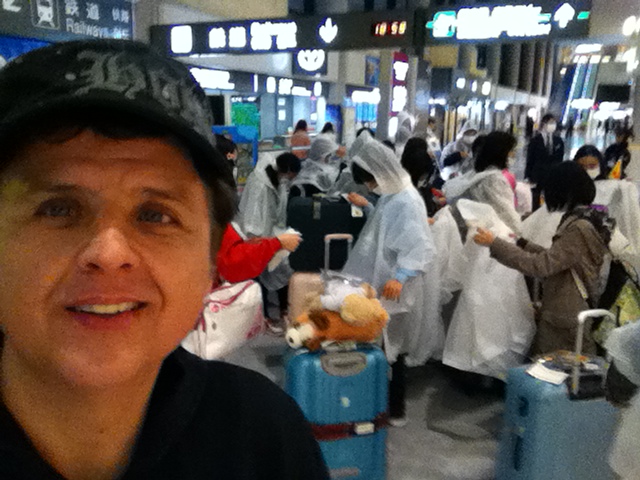 D2 J in Tokyo Airport 2.JPG