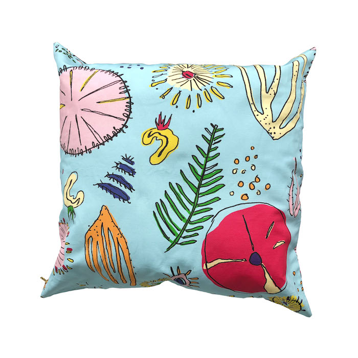 Pillows_clean_corals_optimized.jpeg