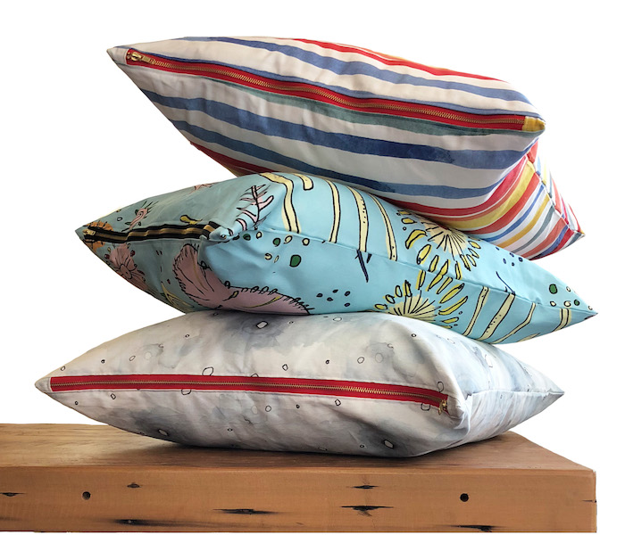 pillowstack_wood_optimized.jpeg