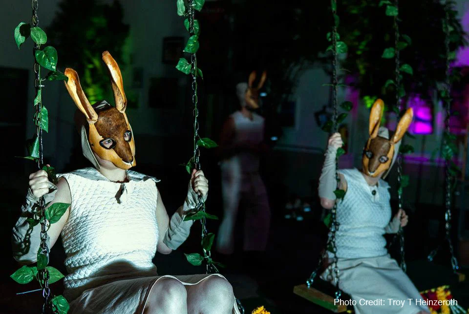 rabbitsluna4.jpg