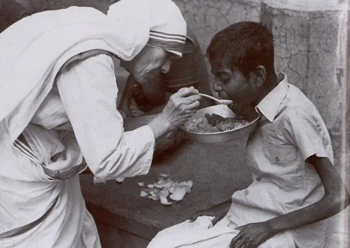 mother-teresa-poor-child.jpeg