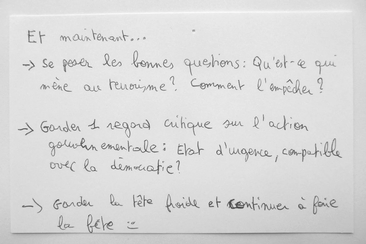 réponse donnée par un visiteur à la question "Et maintenant?" novembre 2015 - MacParis