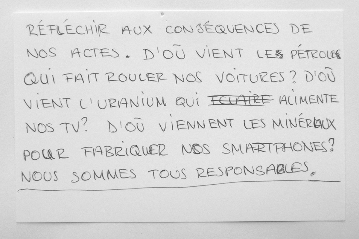  réponse donnée par un visiteur à la question "Et maintenant?"  novembre 2015 - MacParis 