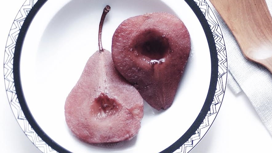 red wine poached pears_good living is glam.jpg
