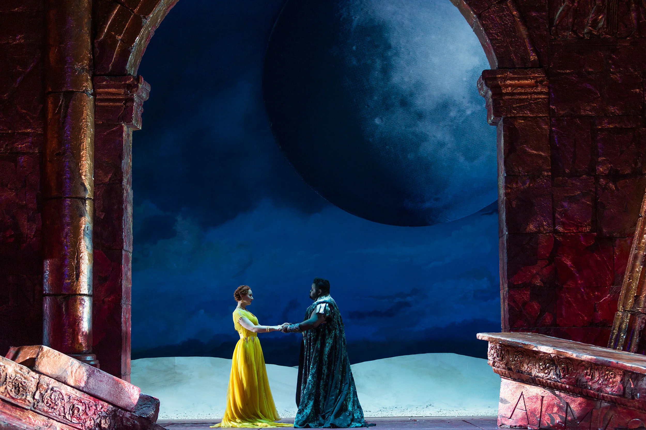 Megan Samarin as Marzia and John Holiday as Caesar in The Glimmerglass Festival's 2015 production of Vivaldi's Cato in Utica .
