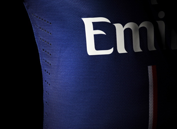 nike_psgjersey_detail03_rp_10983.jpg