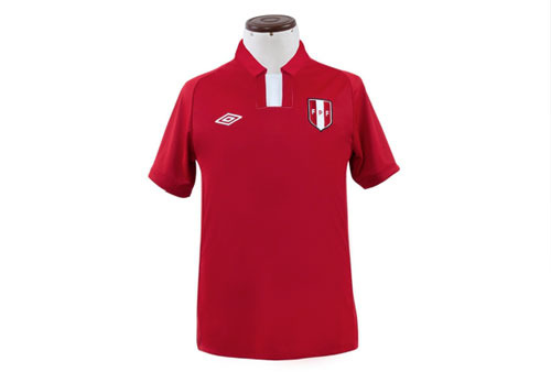 peru-away-shirt-2012.jpg