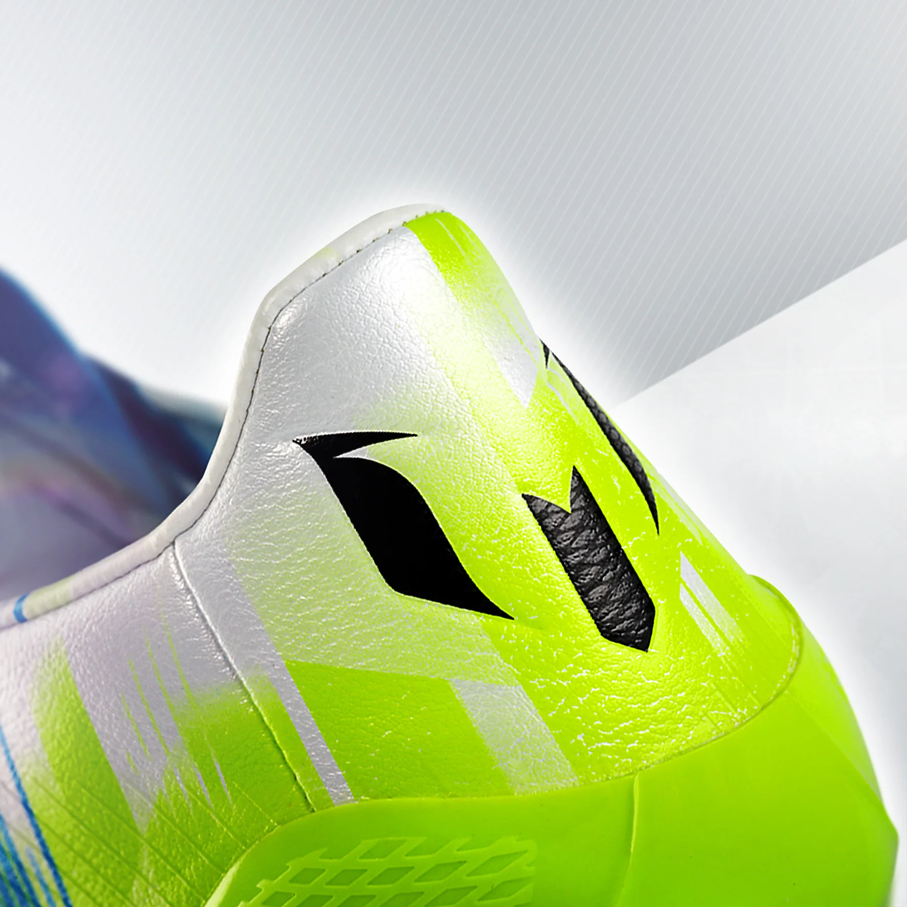 ADI_MESSI_DETAILS_3.jpg