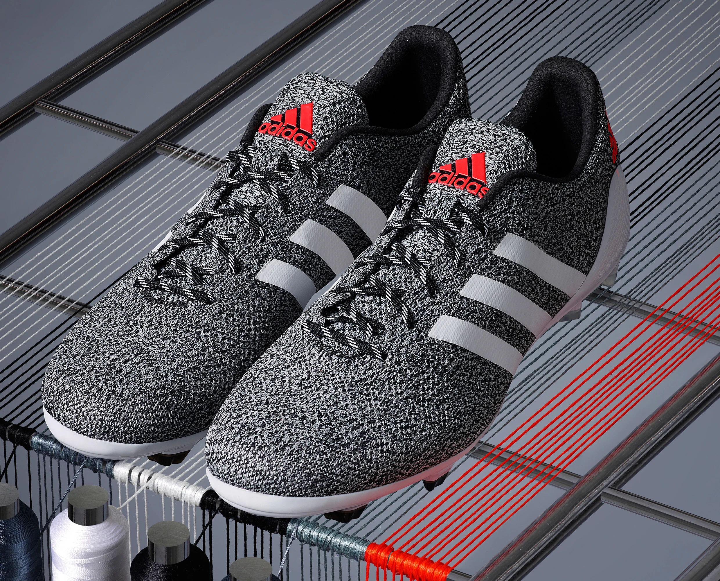 Adidas_Primeknit_PR_Hero_05.jpg
