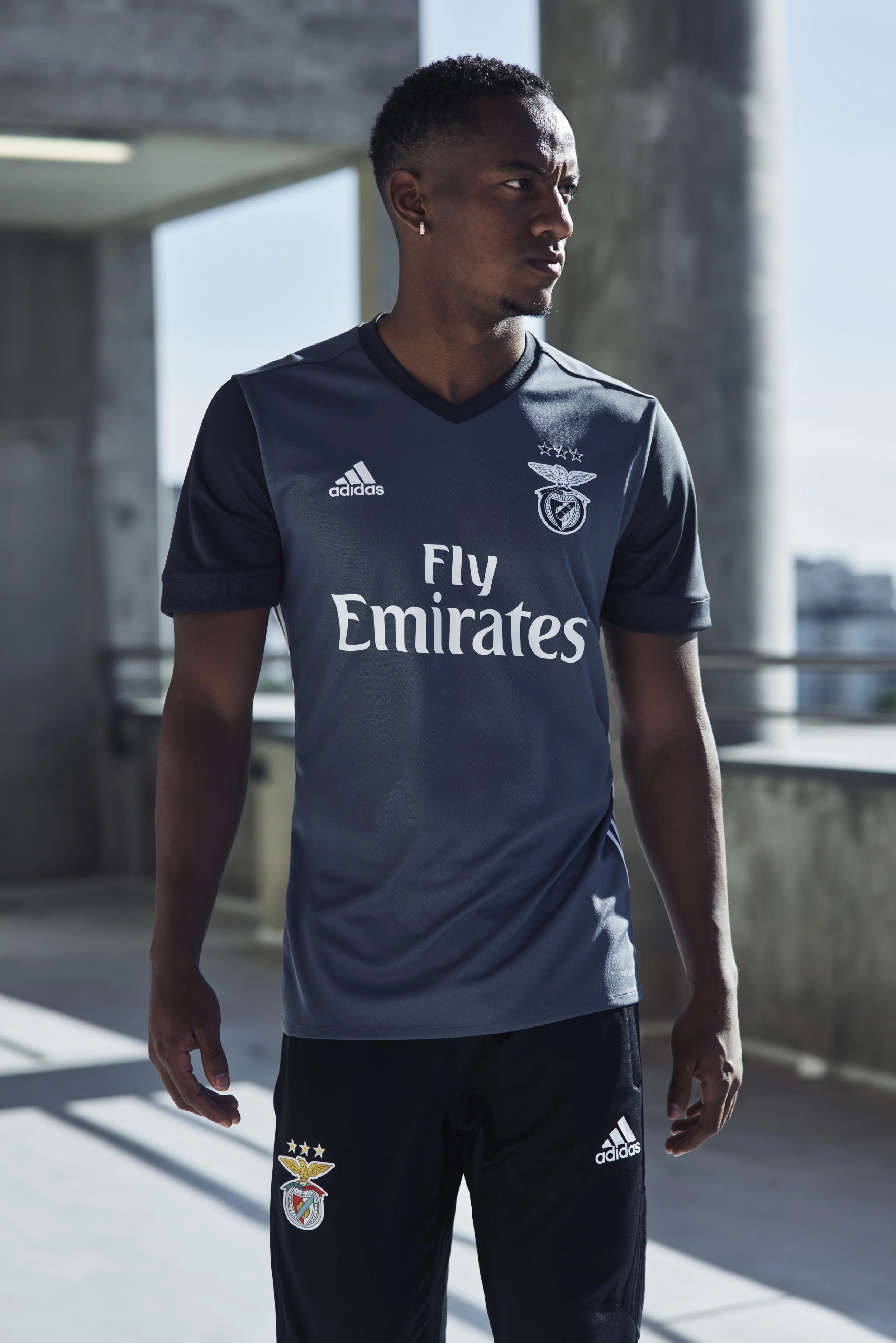 benfica away shirt