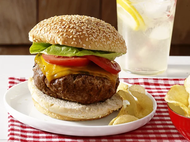 perfect beef burger.jpg