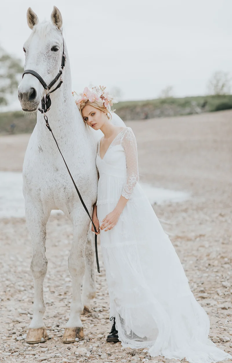 wedding dresses with butterflies on them