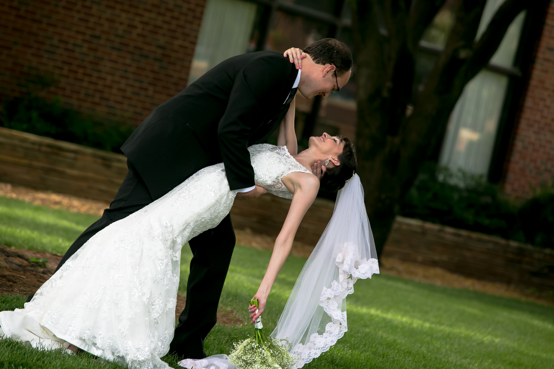 stillwateroklahomaweddingphoto-13-2.jpg