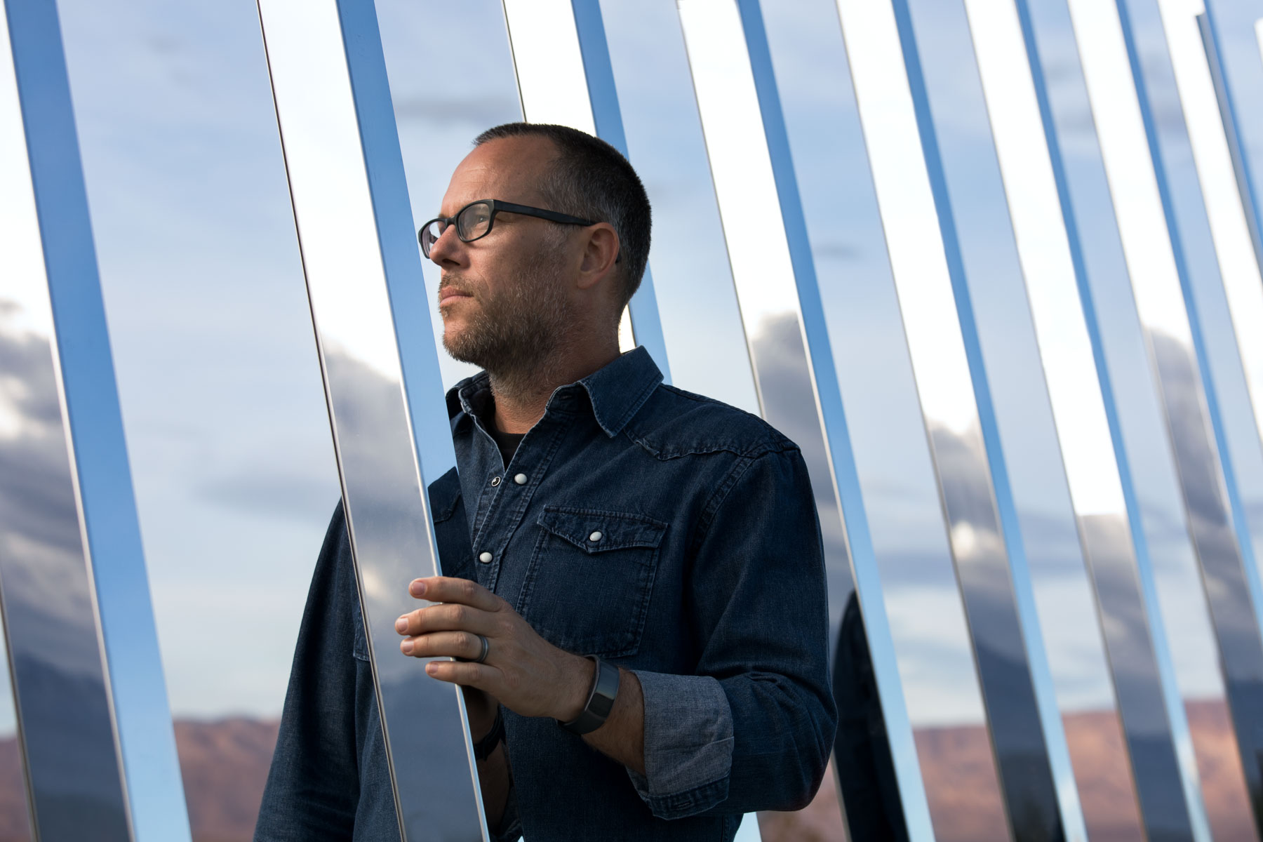 Artist Philip K Smith III at his installation “The Circle of Land and Sky” in Palm Springs for GANT