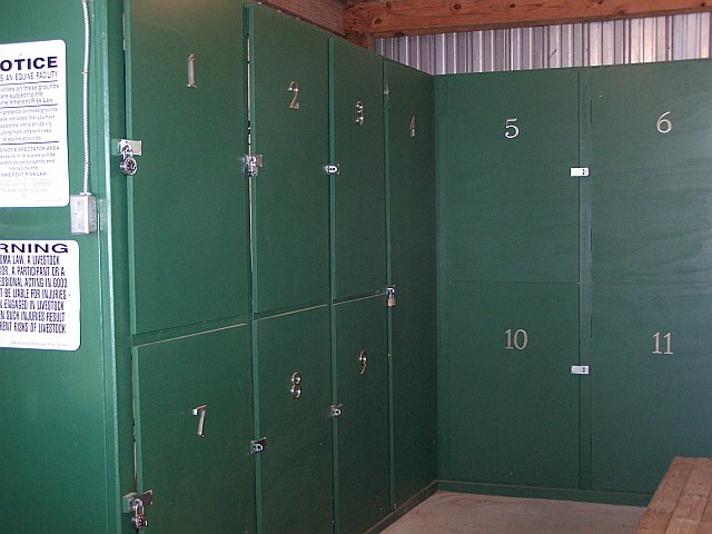 14-lockers.jpg